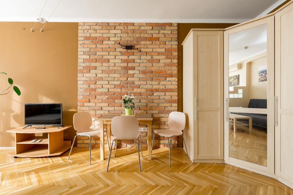 East Station Studios - Baross Home 1 & 2 Budapeste Exterior foto